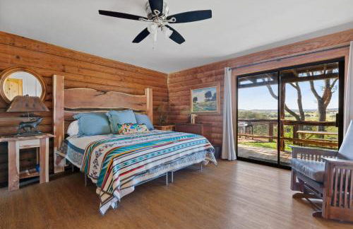 Guadalupe Bluff Log Cabin - Foto 32