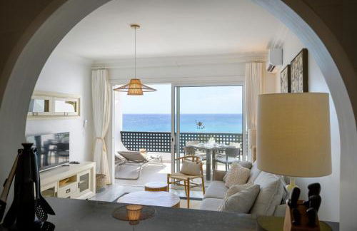 penthouse over the sea - Photo 23