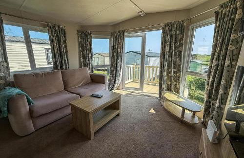 Stunning 8 Berth Caravan With Decking And Unlimited Wi-Fi, Ref 71012P - Foto 11