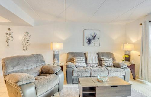 Waterfront Community w/ Perks: Mary Esther Condo - Foto 14