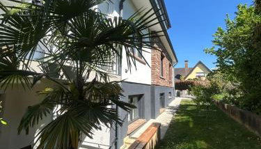 Appartement cosy dans une maison calme et parking gratuit avec borne - Foto 4, Garden