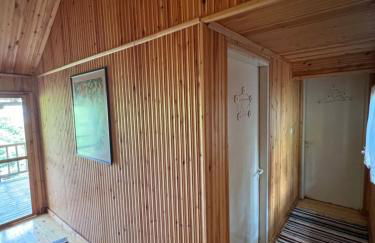 Traditional Wooden Apartment - Photo 16