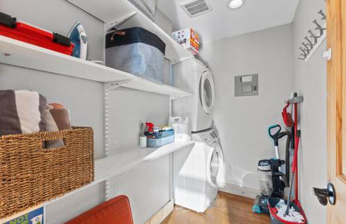 Mountain View Retreat- Private Hot Tub & Views - Foto 16