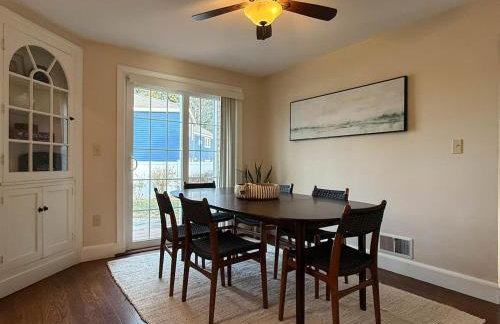 Portsmouth Landing 4BDRM, Modern Escape, Central - Foto 13