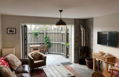 Great country-style house with a courtyard - Photo 6