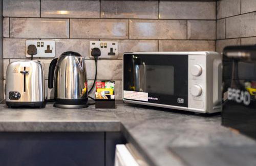 Affordable Serviced Apartment Perfect for Contractors in PE1 Short & Long Term Stays - Free WIFI - Free Parking - With Sofa Bed - Full Kitchen - Foto 24