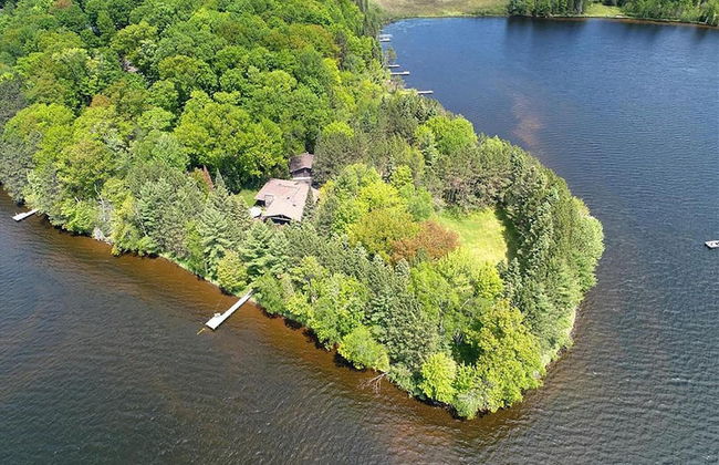 Two Bear Lodge on Lost Land Lake - Photo 46