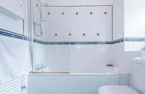 Modern 5BR Country Escape Hot Tub & Large Garden - Foto 34