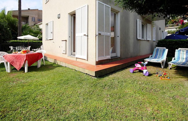 Apartment in San Bartolomeo Al Mare - Foto 1