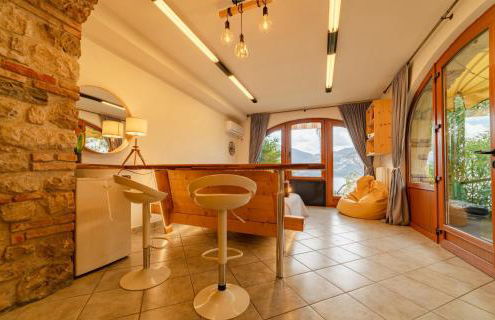 Studio with private garden by GardaDoma - Foto 13