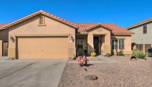 2 Mi to South Mtn Park! Snowbird Retreat with Patio - Foto 2