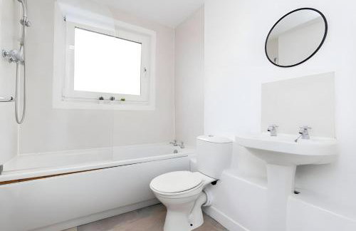 5 Individual Beds - Free Parking - Foto 22