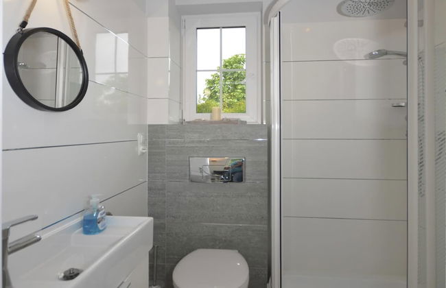 A Luxury Villa in a Seaside Village.living Room, 2 Bedrooms, 2 Bathrooms, Garden - Photo 11