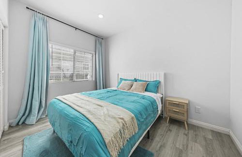 Great Location Oasis w Huge Backyard Near DTLA ,USC ,Ktown - Foto 35