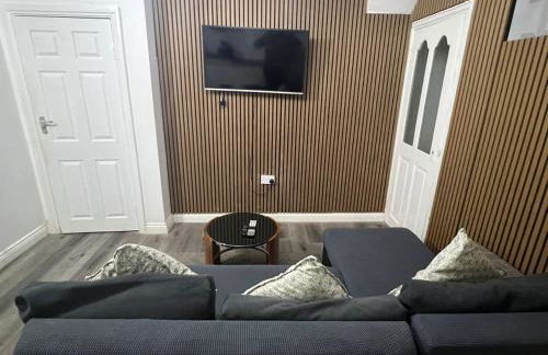 Femros Apartments, 15mins to city center. - Foto 11