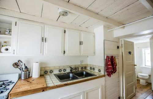 Studio Cabin Suite on Organic Farm Stay near Taos, New Mexico - Foto 16