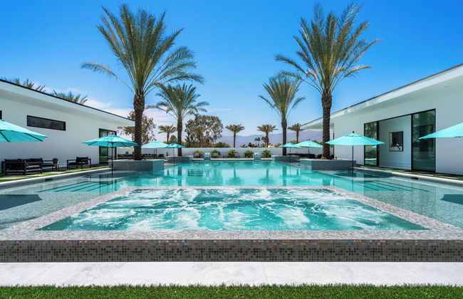 Sleeps 26 Pool, Hot Tub, Pickleball & Putting Green Bravo Villa #12 by Avantstay - Foto 47