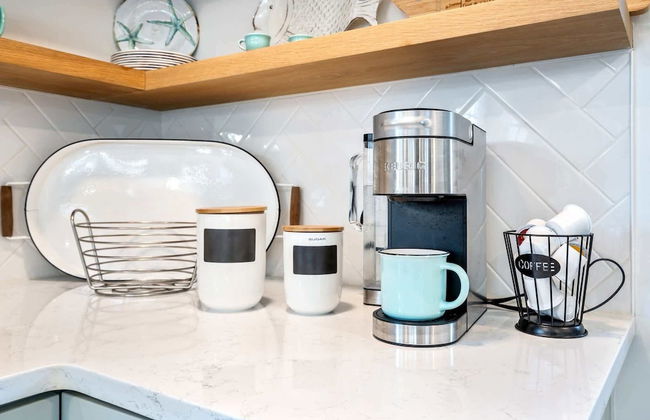 Beachwood Getaway Sleeps 10! - Photo 27