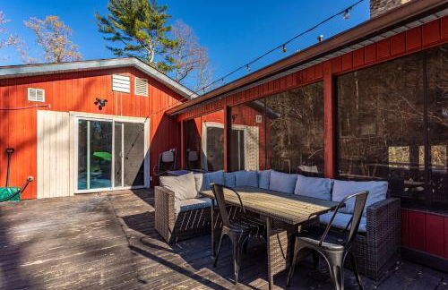 Heated Indoor Private Pool Stream Front Game Room - Photo 31