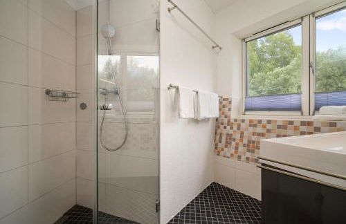 Kugelhaus Eos - Sonnengeküsstes Ferienhaus in organischer Bauweise am Seeufer - Foto 7