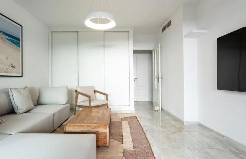 Exclusive Villa with Sea View Near Center - Foto 10