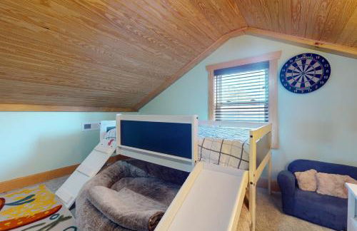 Coastal home with private hot tub and fire-pit, close to local attractions - Foto 23