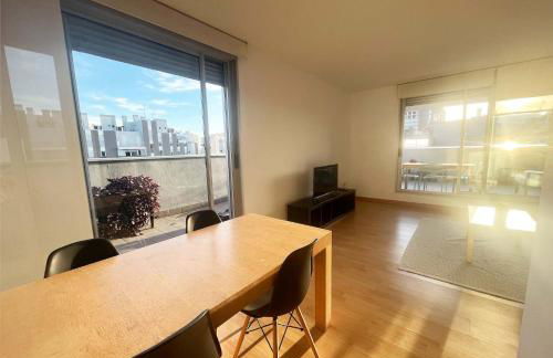 Beach & Culture Barcelona Port Forum Penthouse Apartment - Photo 5