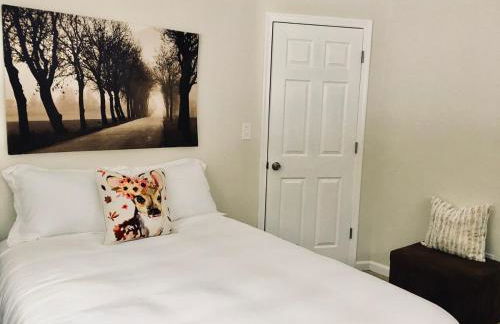 Beautiful Lakefront Chalet in the Poconos! - Foto 34