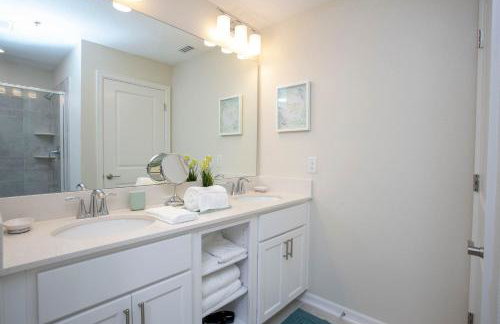 Four Bedroom Close to Disney w Screened Pool Storeylake 4910 - Foto 56