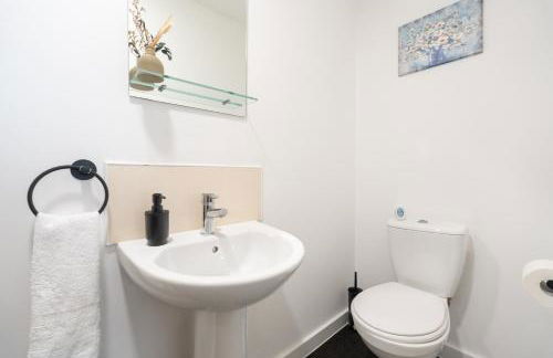 Trafford Stays - Work & Leisure - Foto 49