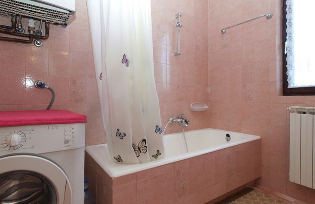 Apartment 1079 - Photo 23