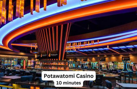 4 Bedroom 3 Story Townhouse with Free Parking - Foto 28