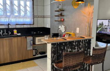 Casa Iririú · Casa exclusiva no terreno com jardim - Photo 11