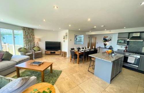 Trewhiddle Retreat V12 by Together Travel - Luxury 4-Bedroom Villa - Foto 13