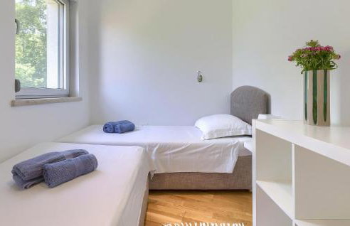 3 Bedroom Awesome Home In Umag - Foto 34