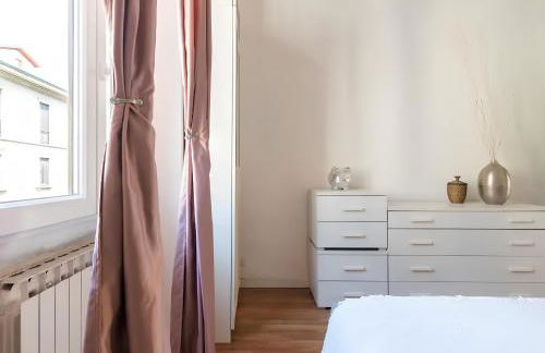 Charming Milanese Apartments - Photo 30