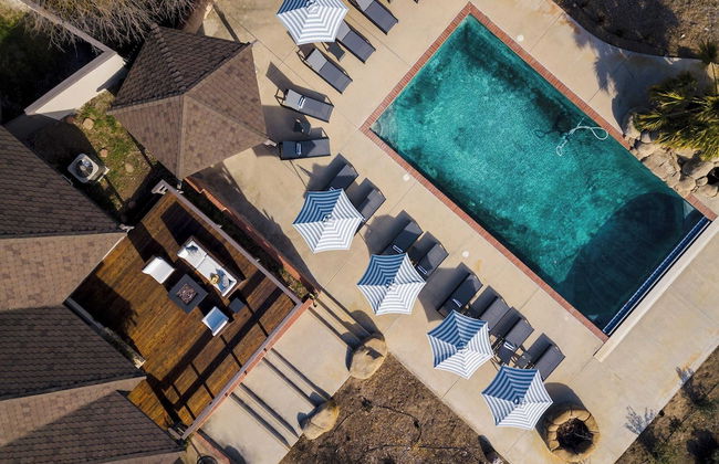 Cathedral by Avantstay Charming Secluded Estate w/ Sauna, Pool Table & Views of the Rolling Hills - Foto 9