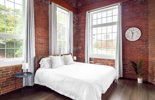 Jennifer's Historic Riverfront Loft City Views - Foto 3