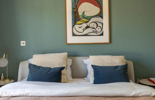 Stylish Family Home with Garden - Foto 17