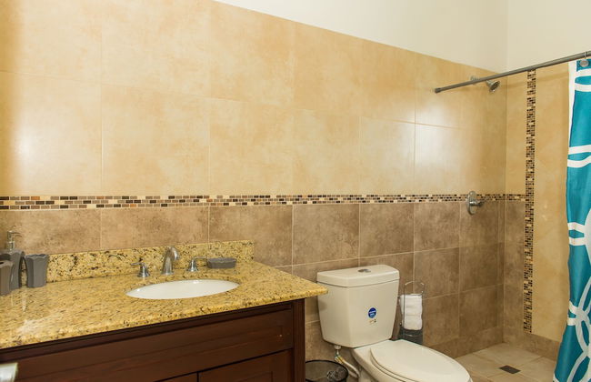 The US Embassy Luxury Apartment - Foto 25