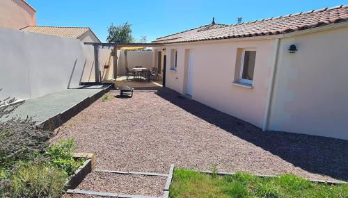 L'Ouvéa joli gîte à 10 min du parc le Puy du Fou - Photo 4, Garden