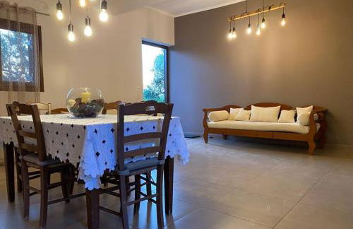 Rustic- Chic Villa in a Private Olive Grove - Filiatra - Foto 30