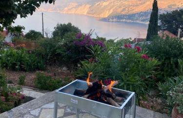 Villa Zola with Views - Photo 31