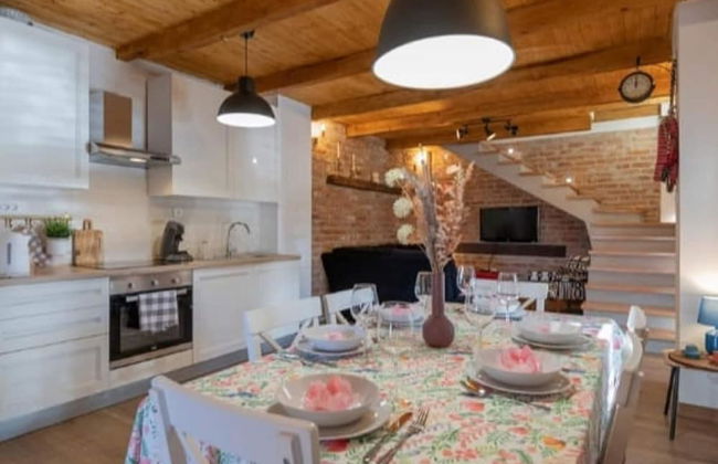 Adorable Holiday Home With Swimming Pool - Foto 6