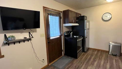 201 E Veterans Street Apt B - Photo 4