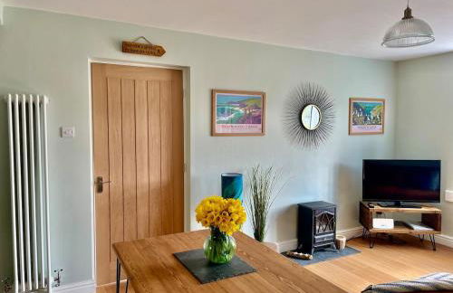 Your Saundersfoot getaway - relax explore and make memories at Berts Bungalow - Photo 3