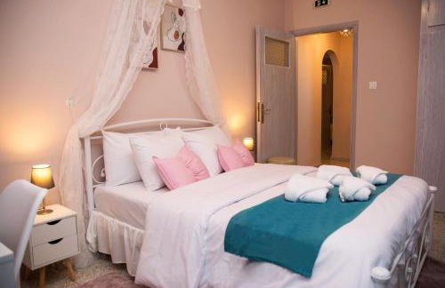 Lilia-RentalApartments - Photo 50