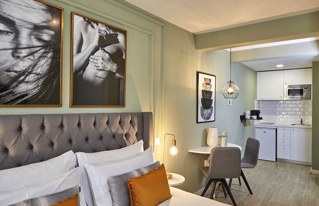 L&H La Latina - Photo 18