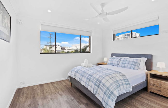 Little Palms by Burleigh Letting Co - Photo 8