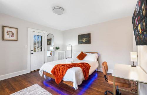 5BR Home Minutes to NYC and FIFA 2026 Sleeps 16 - Foto 3